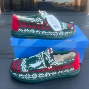New Hey Dude Men\'s Size 12 Wally Holiday Cheers Green & Red Christmas Slip On Hey Dude Wally Holiday Cheers Slip On Loafers Mens 12 Green  main image 2